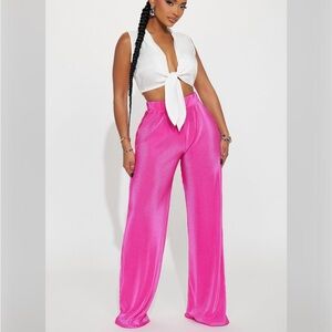FASHION NOVA Plisse Pant Size M